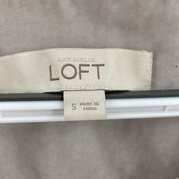 Loft grey velvet flutter sleeve chic holiday semi formal loose fit top size s - Picture 4 of 5